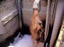 河北宁晋“污水浇麦”，中国地下水污染到底有多严重？